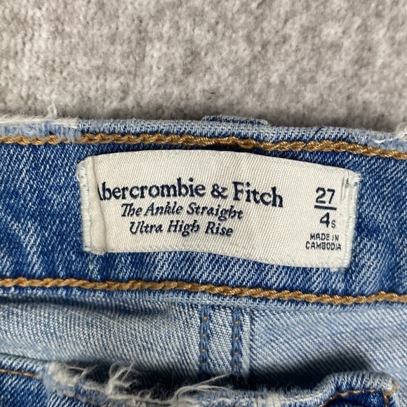 Abercrombie & Fitch ankle straight ultra high rise shredded jeans size 27 or 4 - Picture 6 of 10